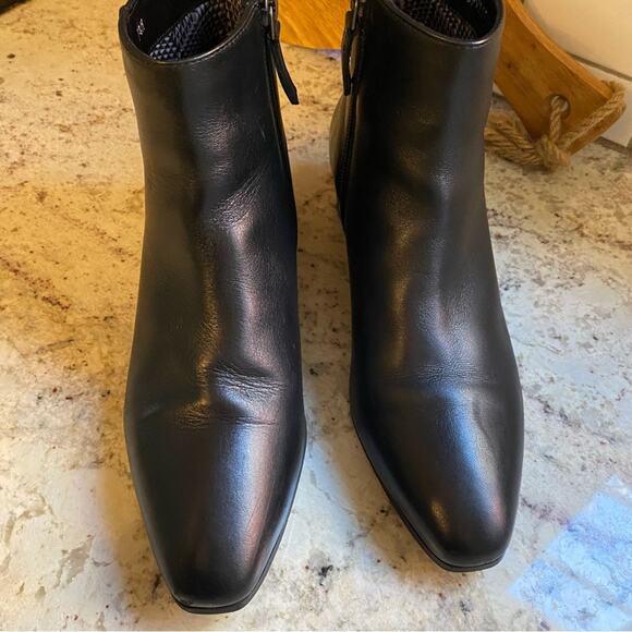 AQUATALIA $425 Fuoco Black Leather Italy Ankle Boot 7.5 EUC - Picture 4 of 16